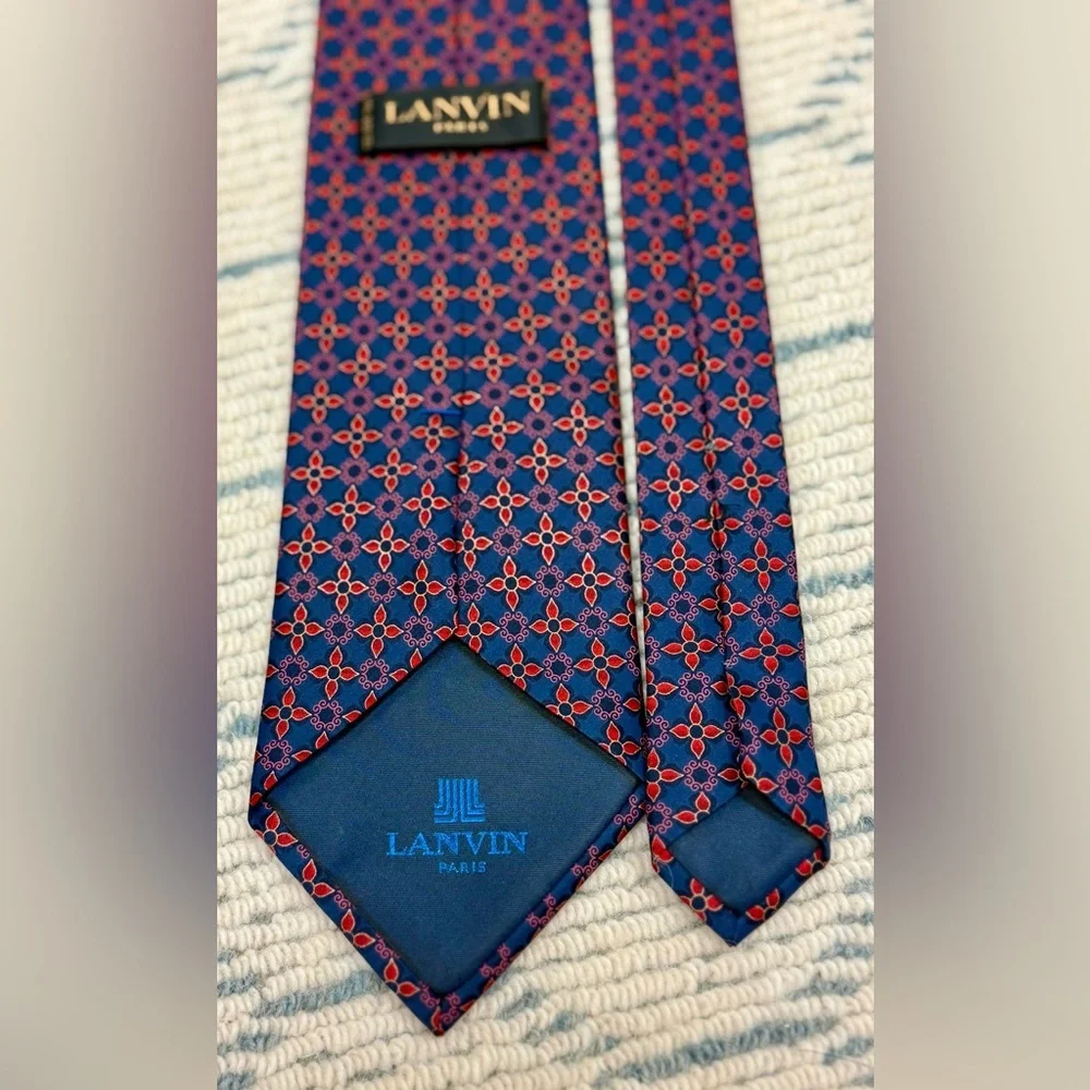 LANVIN Paris Men’s Silk Necktie Navy BlueRed Geometric Floral Pattern France